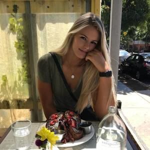 Meet your Posher, Taylor